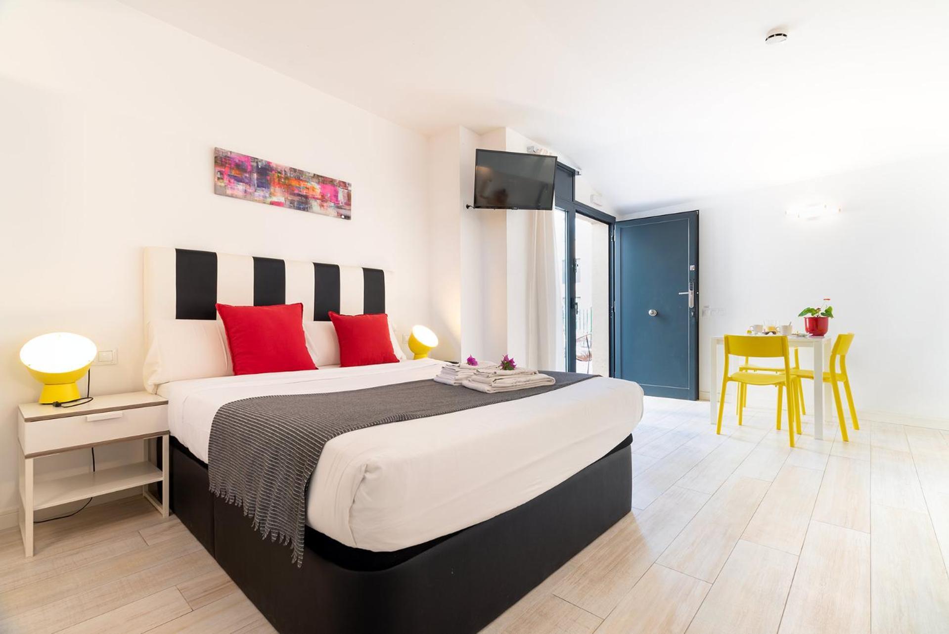 Castell Beach Aparthotel كاستيلديفيلس الغرفة الصورة
